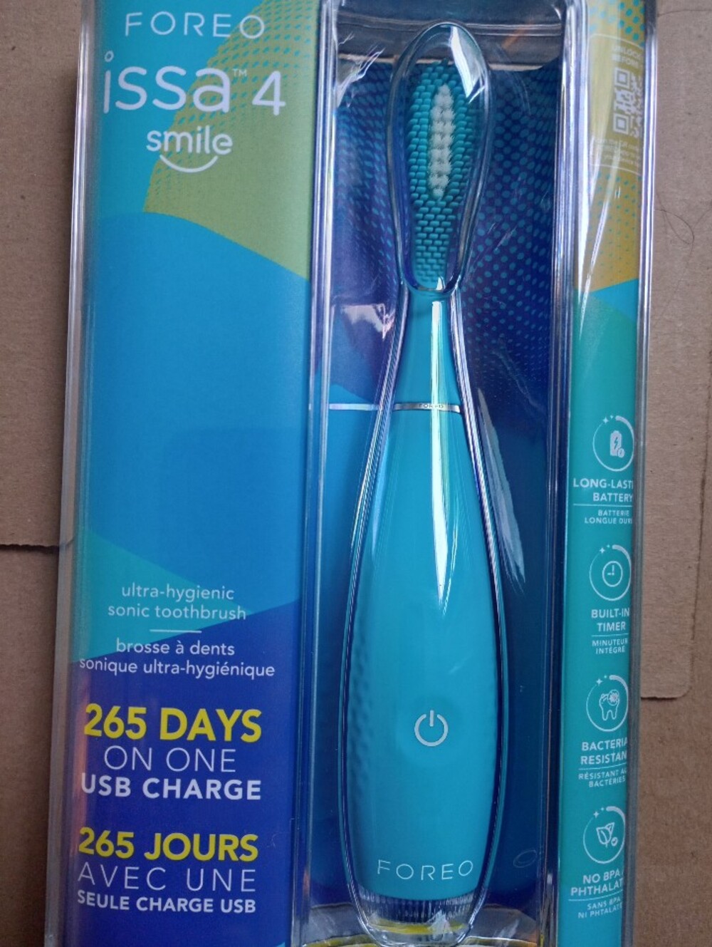 FOREO Issa 4 Electric Sonic Toothbrush in Turquoise